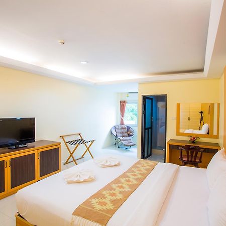 Kanokan Hotel Kanchanaburi Exterior foto