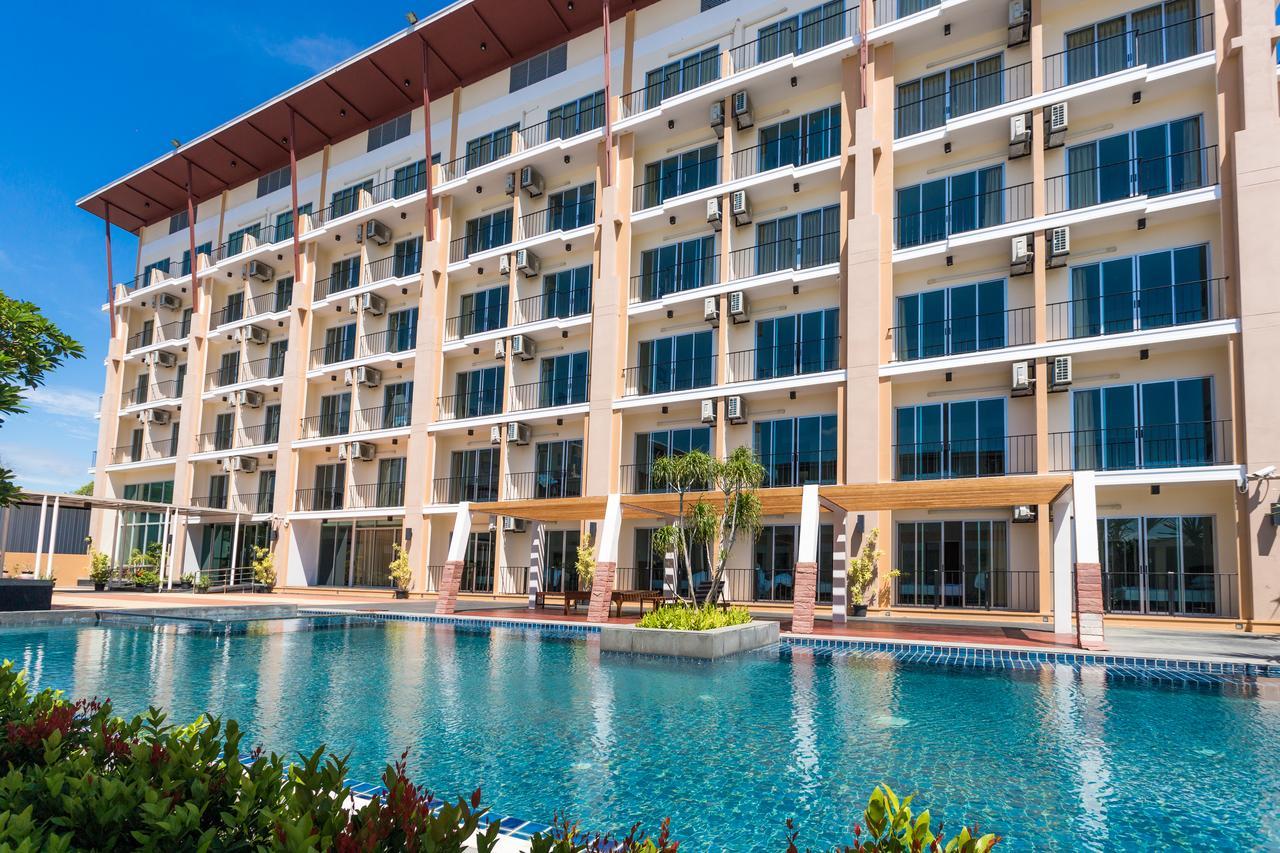 Kanokan Hotel Kanchanaburi Exterior foto