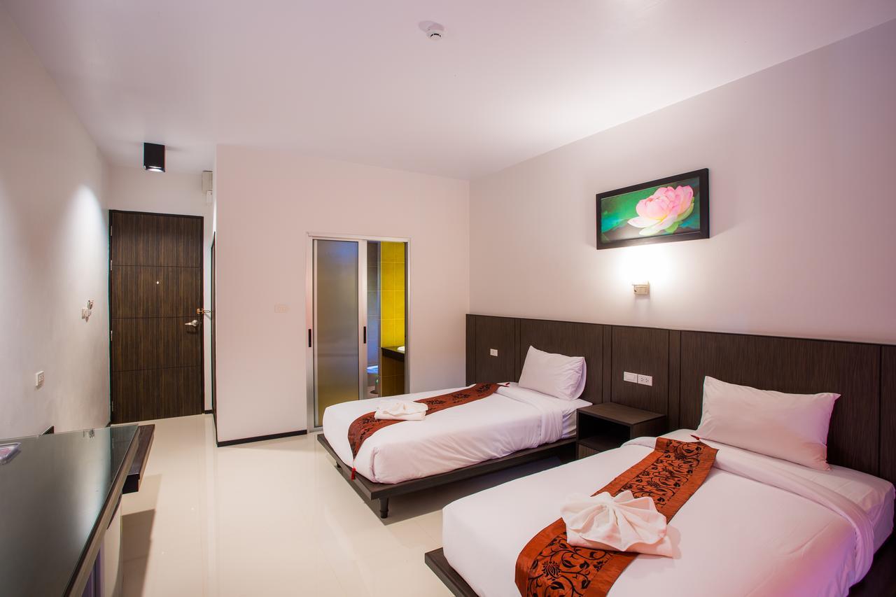 Kanokan Hotel Kanchanaburi Exterior foto