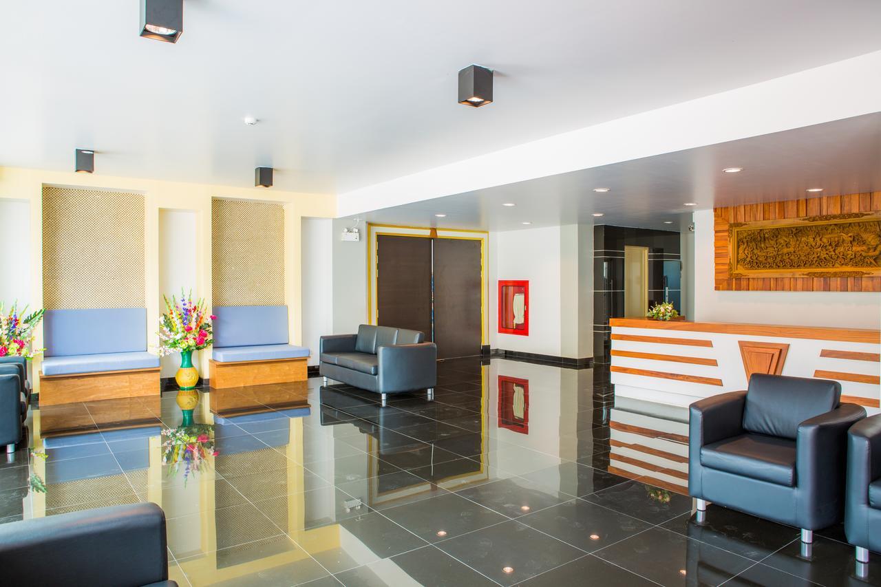 Kanokan Hotel Kanchanaburi Exterior foto